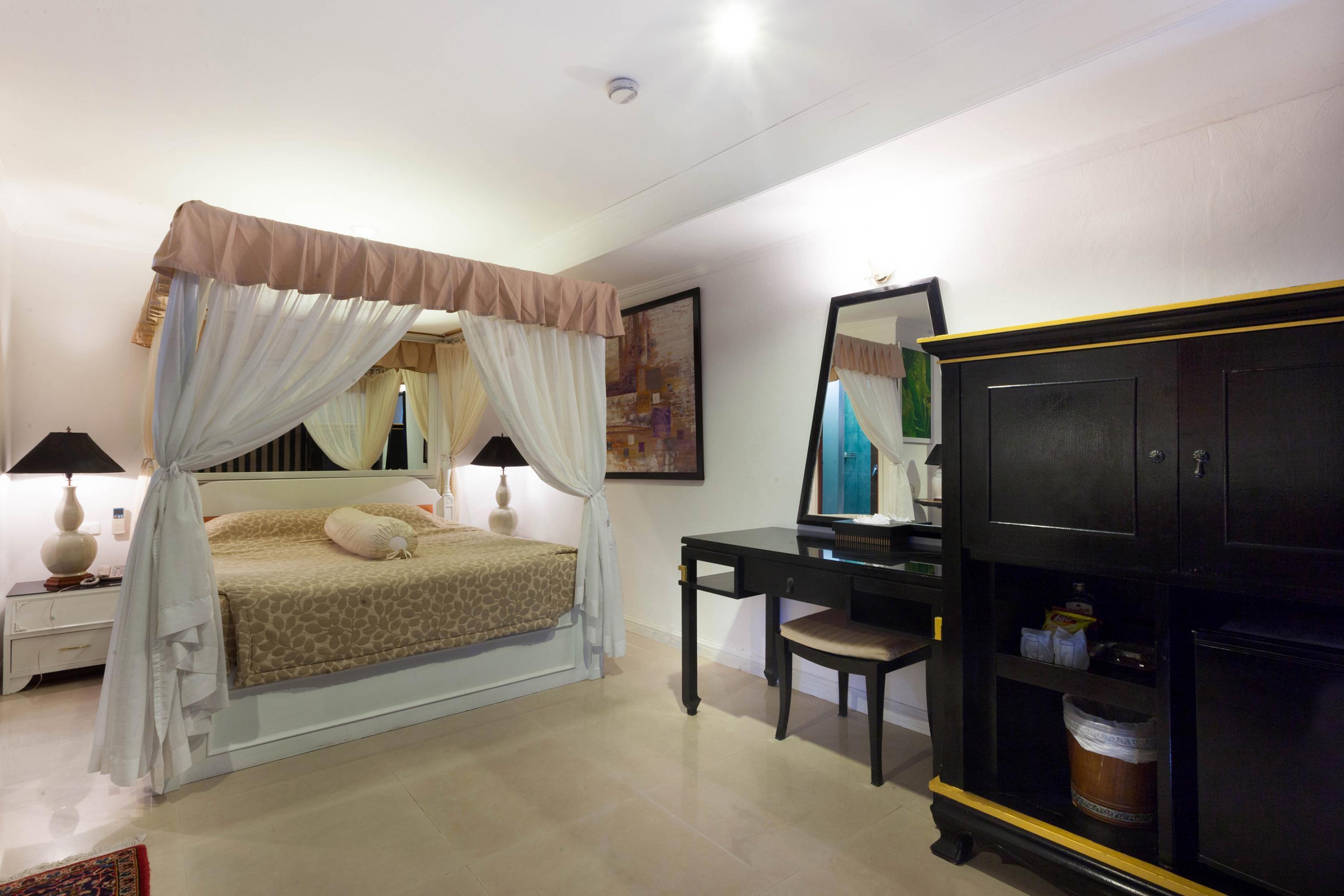 The Orchid Hotel Kalim Bay Patong Exterior photo